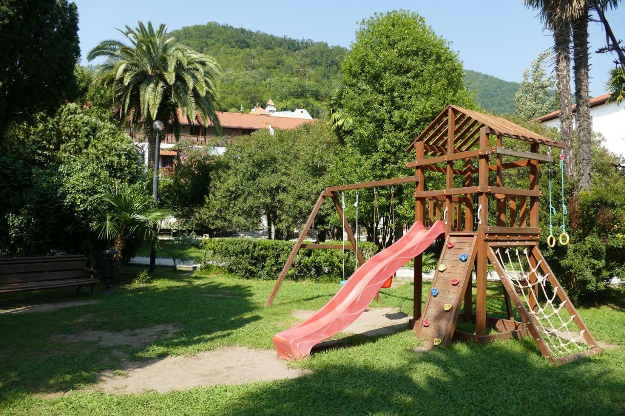 Hotel Abaata Gagry Zewnętrze zdjęcie